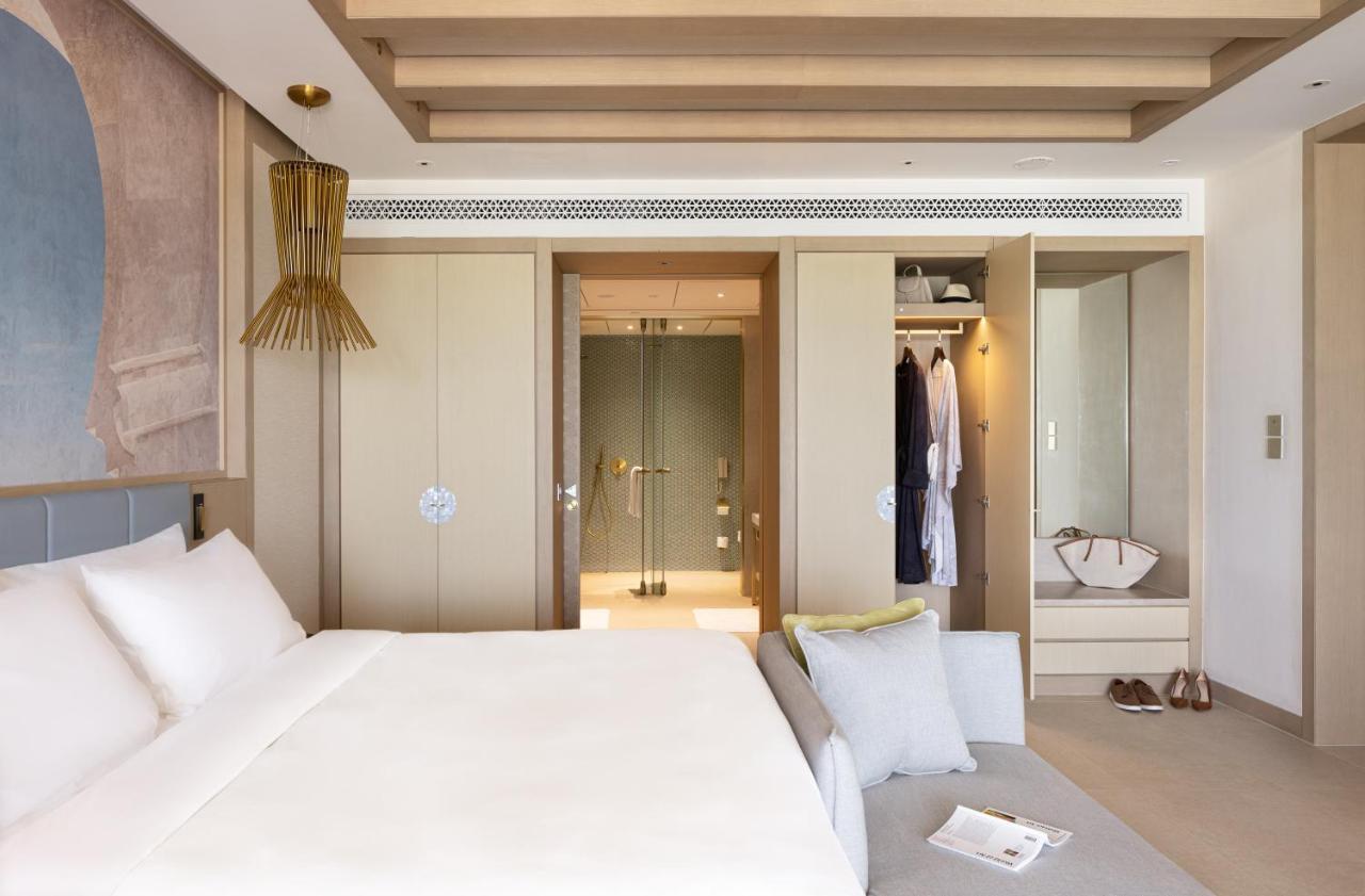 Jumeirah Gulf Of Bahrain Manamah Buitenkant foto Deluxe Room