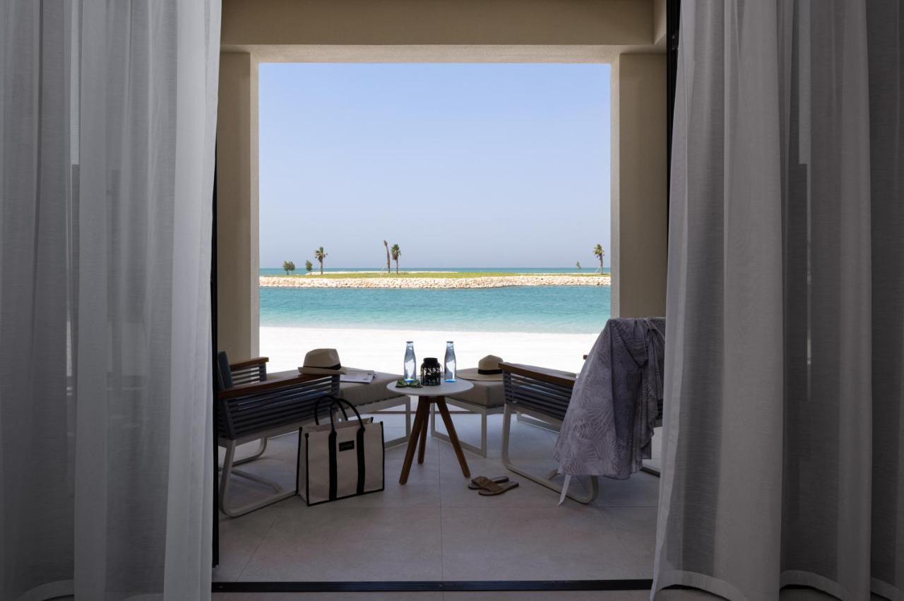 Jumeirah Gulf Of Bahrain Manamah Buitenkant foto View from a room at the Jumeirah at Saadiyat Island Resort