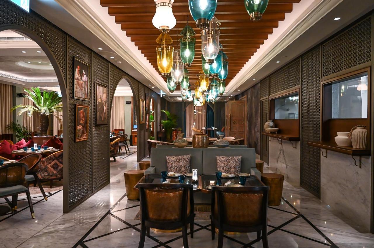 Jumeirah Gulf Of Bahrain Manamah Buitenkant foto The restaurant